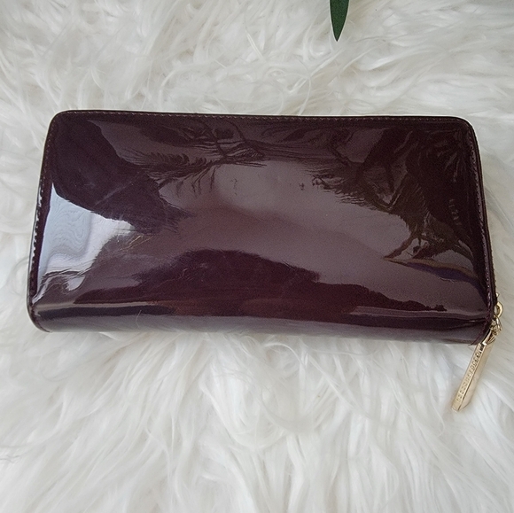 NWT Patent Leather Wine Red and Gold Studded Roccobarocco Wallet and Clutch - Picture 7 of 7